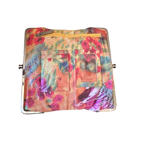 Artsy Hobo International Floral Clutch Leather Wallet  Kiss Lock Closure & Pink - Picture 5 of 10